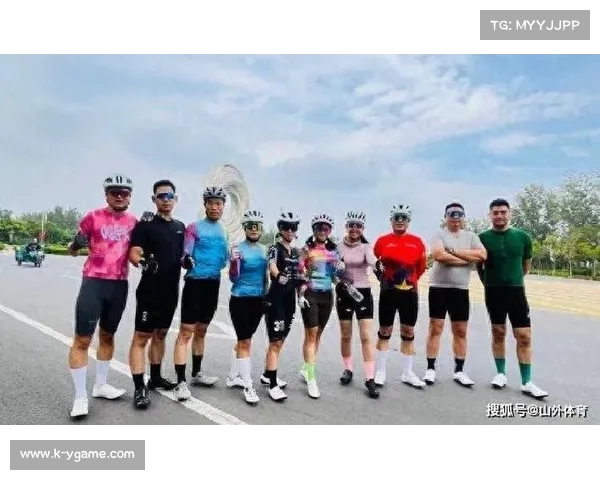 滨州国际职业自行车赛黄河三角洲赛段全程161.8公里激烈角逐